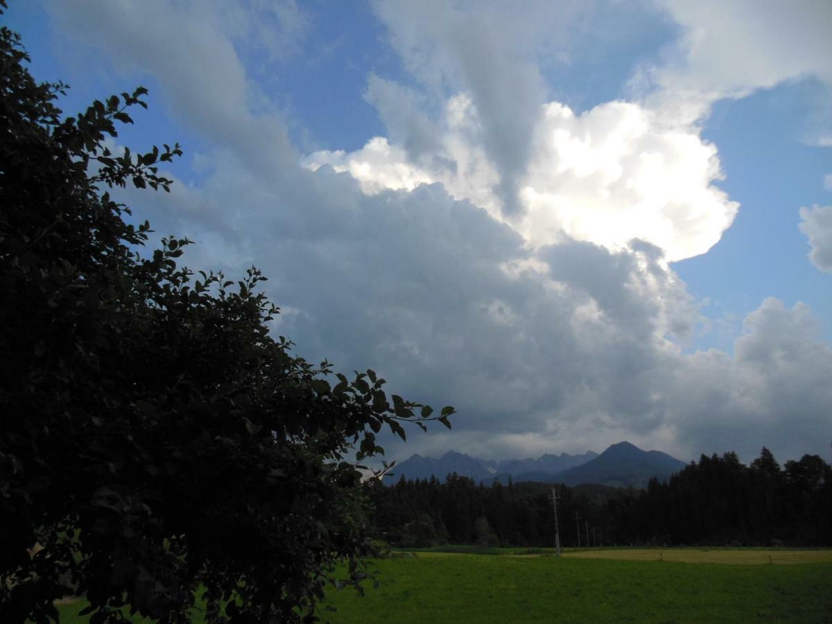 Gaestehaus Gruenbacher Kössen Exteriör bild